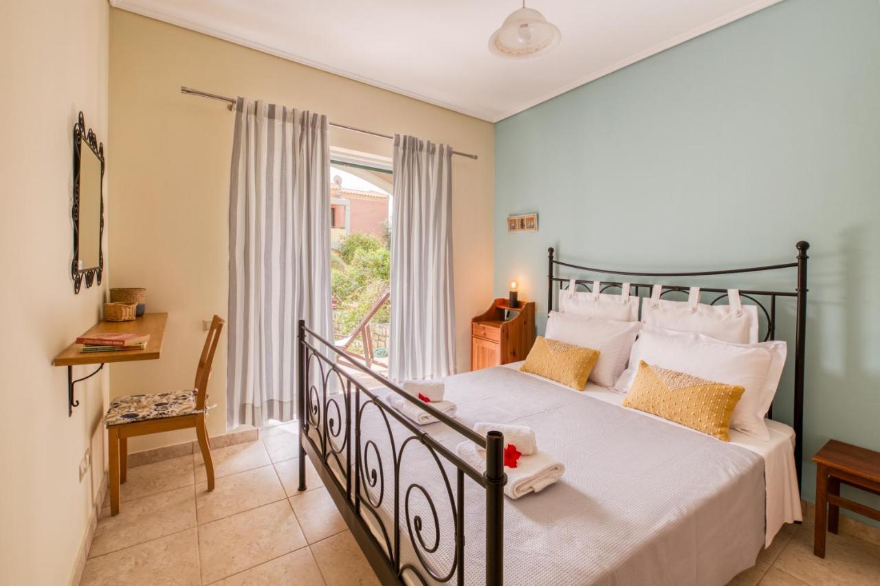 Dimeli Junior Apartment At The Beach Barbáti Kültér fotó