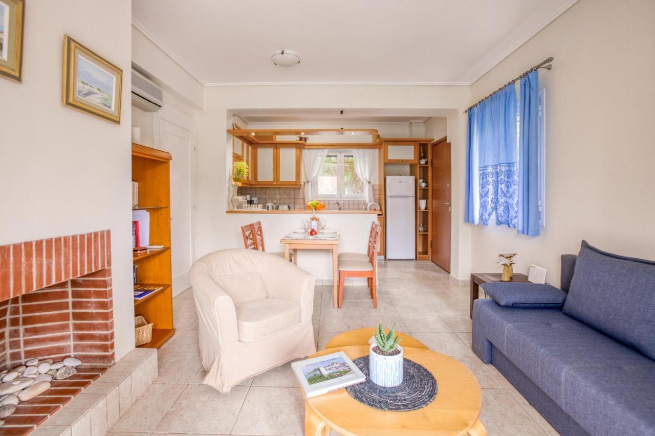 Dimeli Junior Apartment At The Beach Barbáti Kültér fotó