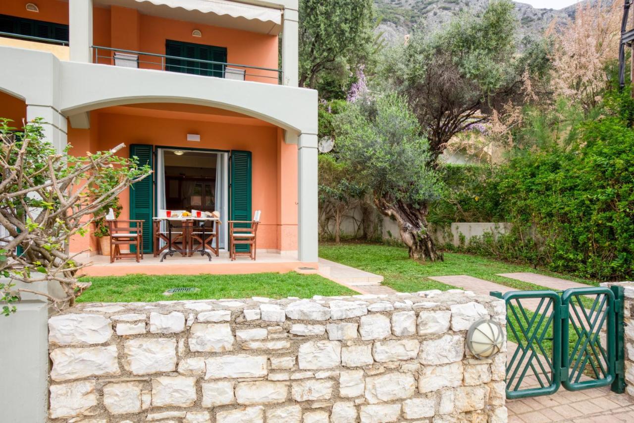 Dimeli Junior Apartment At The Beach Barbáti Kültér fotó